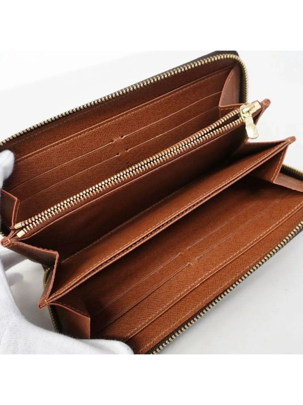 Louis Vuitton Wallet Monogram Zippy Brown